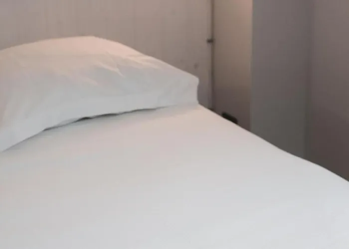 Le Loft Perche De La Vieille דירה נאנסי